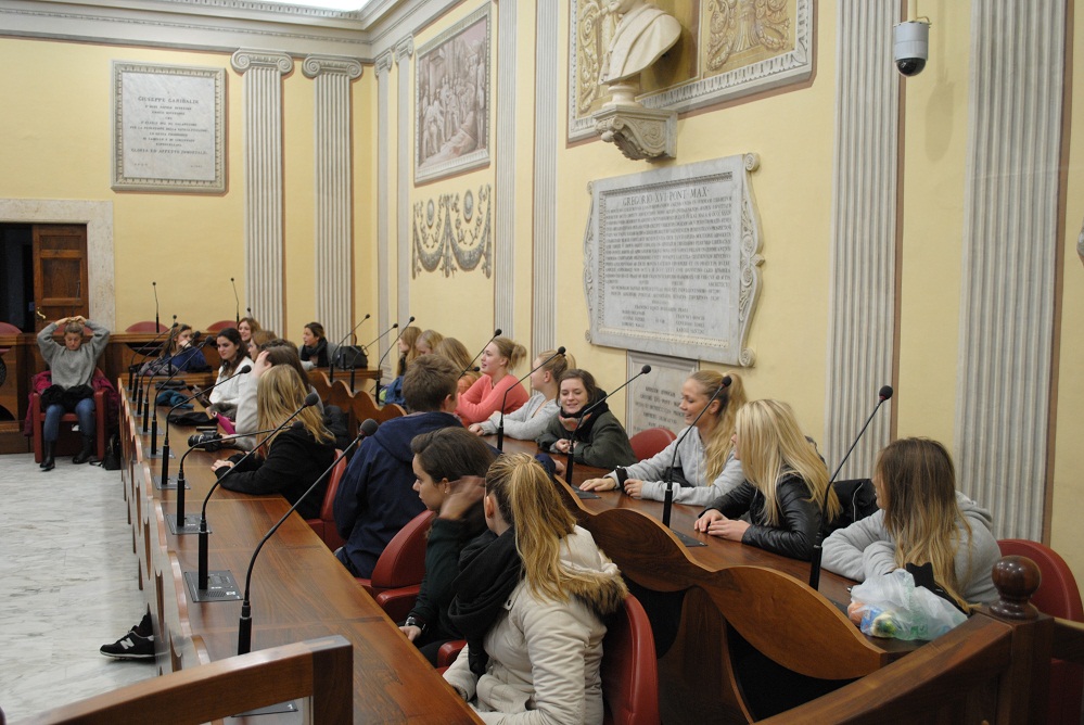 Delegazione del liceo danese in visita a Tivoli