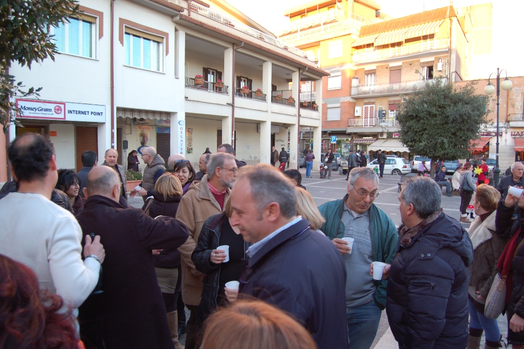 “Se sei di Villalba”, ieri spumante e frappe e ricordi