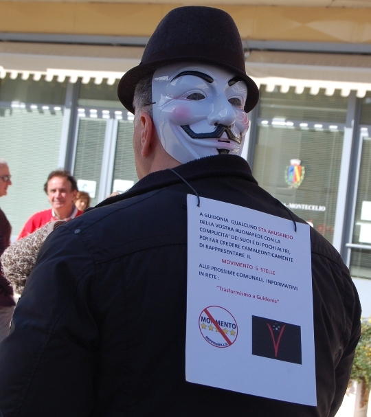 Quattrocento in piazza contro Tmb e nuovo invaso