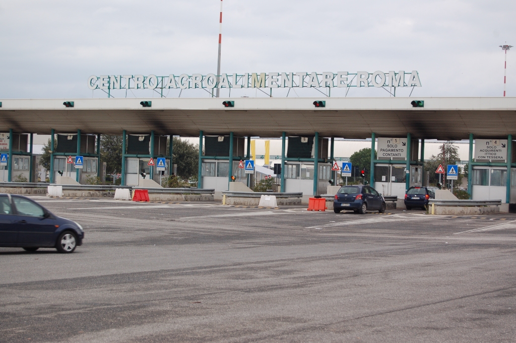 Car, inaugurato il Centro Logistico Supermarket Gros