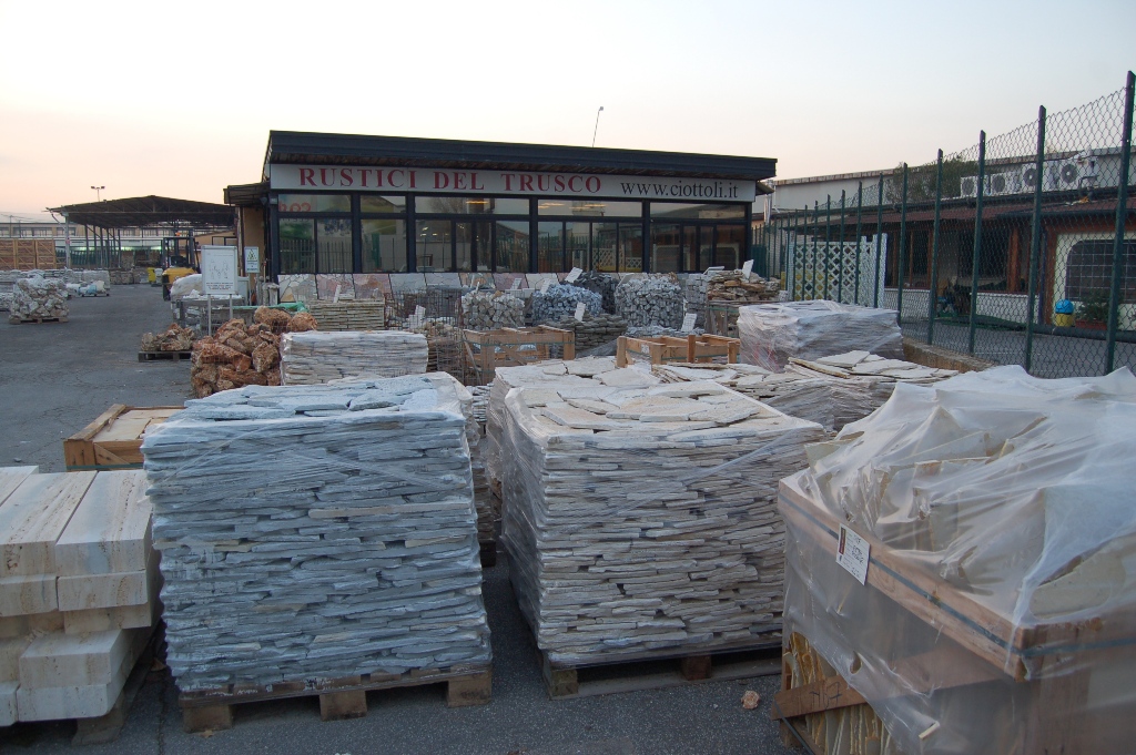 “GUTTA CAVAT LAPIDEM”. Le idee la plasmano