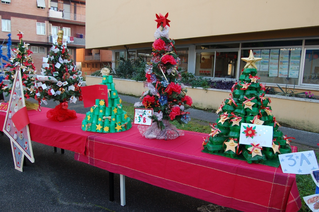 #FOTONOTIZIA, A Villanova alberi di Natale “differenziati”