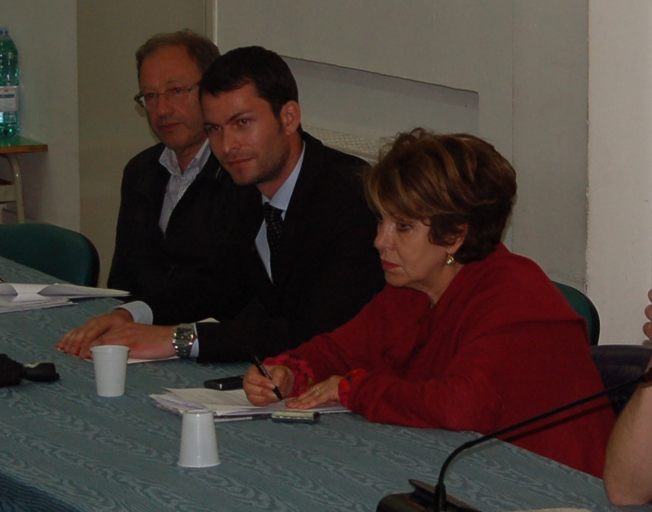 Il Pd contro le querele a stampa e sindacati della Giunta