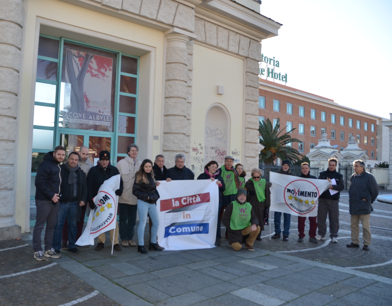 Terme: protesta davanti alle Acque Albule nel giorno dell’assemblea dei soci