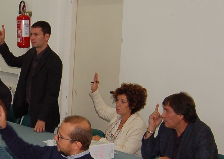 Ogni sera “odore di chimico”. Chiesto l’intervento dell’Arpa