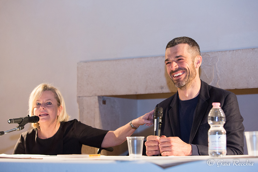 Successo di pubblico e di generosità per Luca Argentero a Villa d’Este