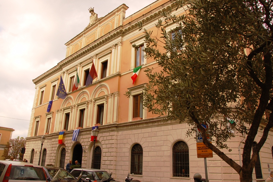 Manutenzione straordinaria nelle scuole di Tivoli prima del nuovo anno scolastico