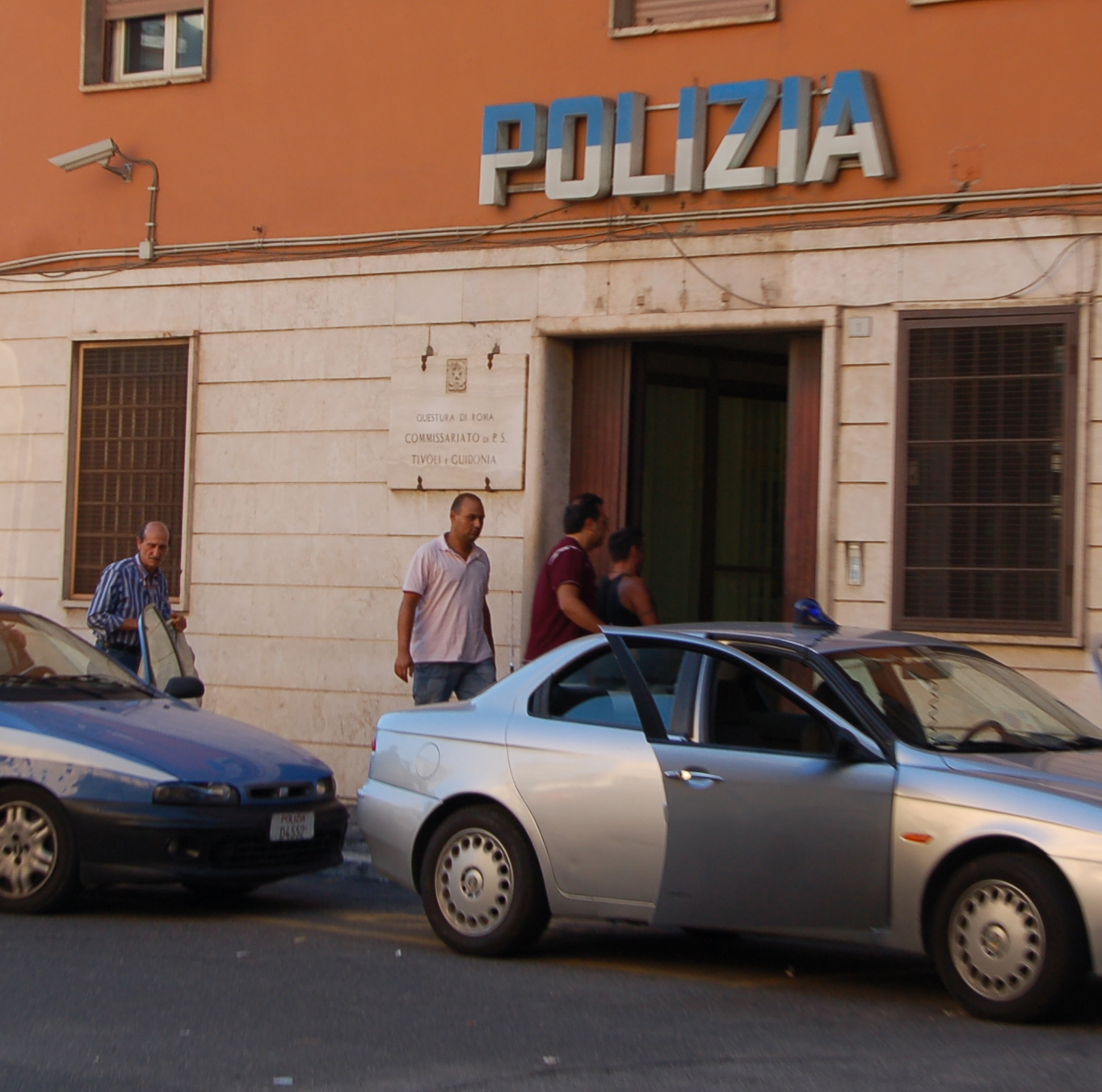 Tivoli: stalker minorenne ai domiciliari