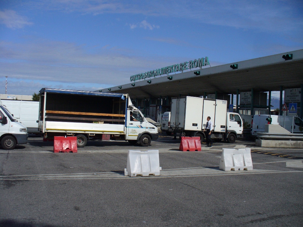 Controlli al Car: 9mila euro di multe