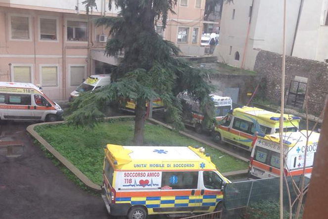 Ospedale in emergenza: il Comune attacca la Regione e chiede maggiori tutele