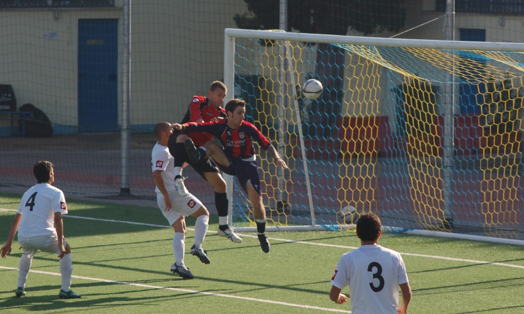 Aria di crisi per il calcio “nostrano”. Onore al Fontenuova