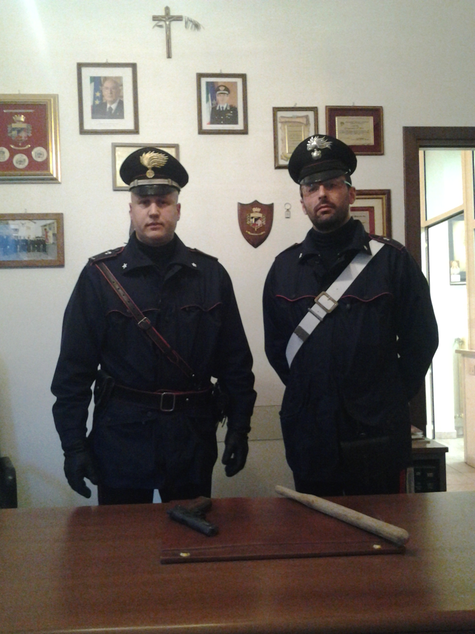 Subiaco, minaccia, aggredisce e ferisce il padre anziano: arrestato