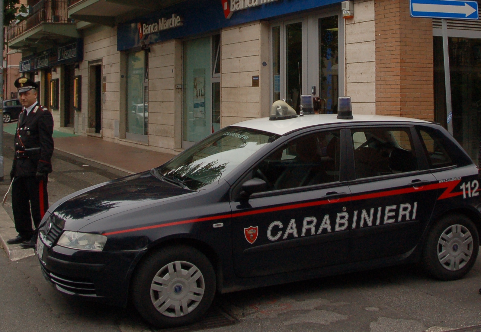 Furto in appartamento ma in casa c’era il proprietario