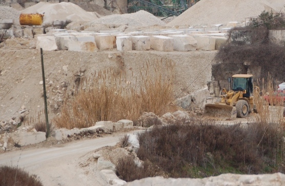 Cave di travertino a Guidonia, chiesto studio epidemiologico