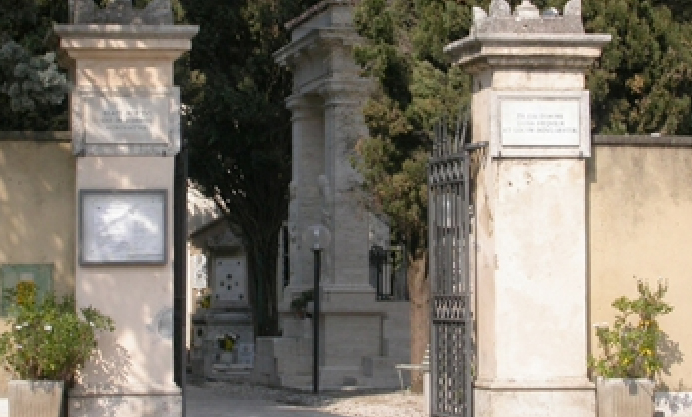Monterotondo, nuovi orari per il cimitero