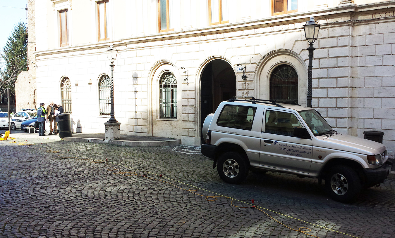 Tivoli, tecnici al lavoro per studiare la vulnerabilità degli edifici strategici