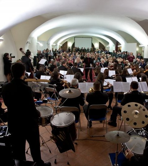 Tivoli: rischio “sfratto” per due orchestre