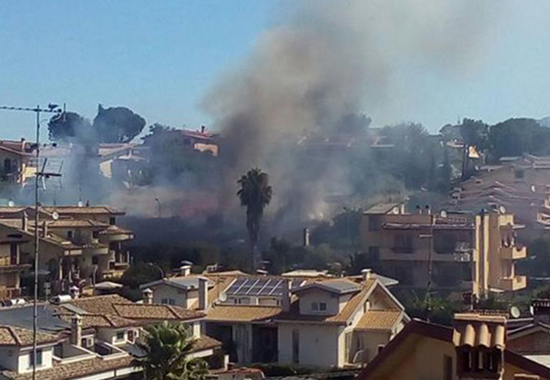 Tre incendi in due giorni tra Tivoli e Guidonia Montecelio, tutti e tre in aree critiche