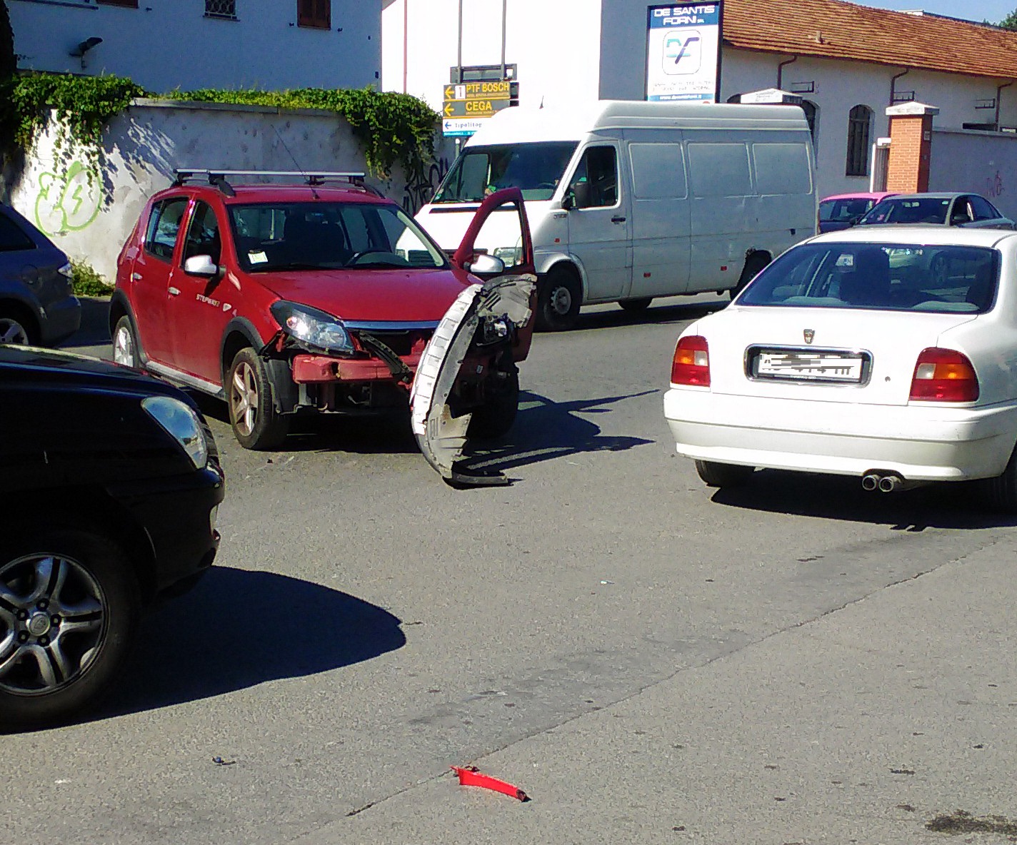 Auto contro scooter, incidente a Villalba. Ferito un ragazzo