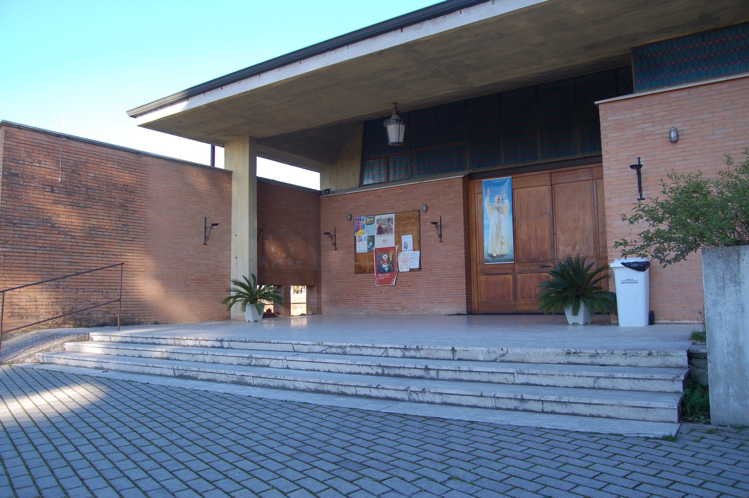 Guidonia, La Botte, vandali ancora in azione