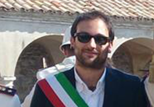 Dimissioni a Palazzo San Bernardino, lascia l’incarico da Consigliere del Sindaco Damiano Leonardi