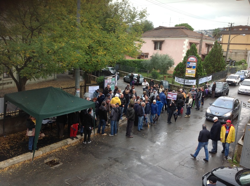 Campolimpido: la grande manifestazione “blocca tutto”