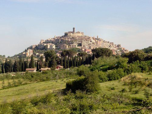 Palombara, il cimitero chiude al pubblico per i lavori