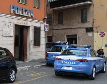 Ladri d’auto in azione vicino al Municipio, scoperti ed arrestati