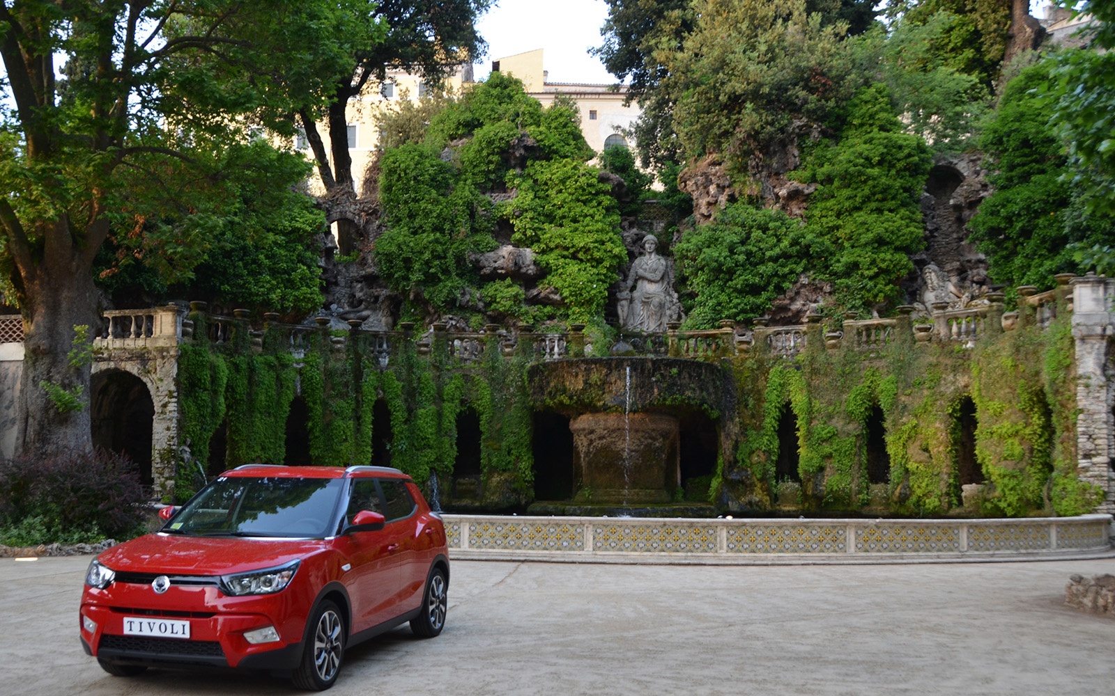 Un suv Tivoli per il Comune e sconti dalla Ssangyong per i tiburtini