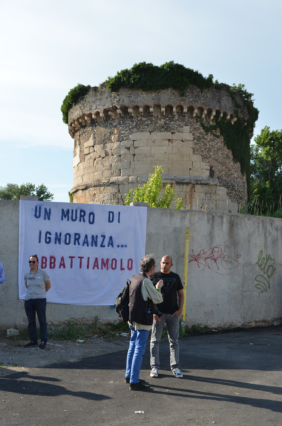 Ponte Lucano: ancora una manifestazione per salvare il Mausoleo