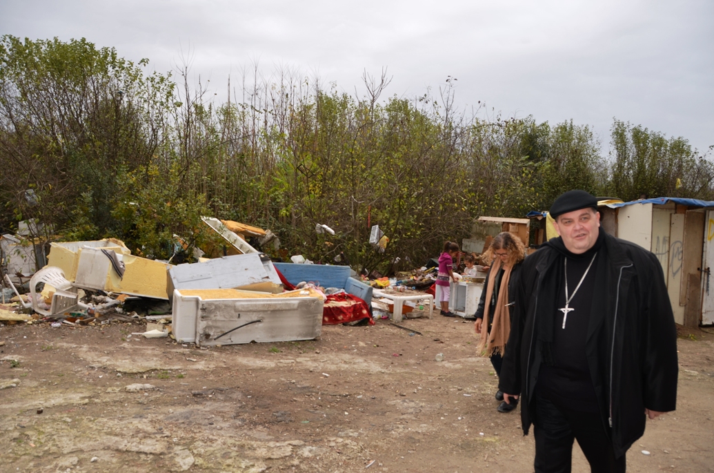 Stacchini: la Caritas e l’incontro con il Vescovo a Stacchini. “Aiutiamo tutti, anche molti italiani”