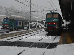 Linea ferroviaria bloccata tra Tivoli ed Avezzano, bus sostitutivi e meno treni