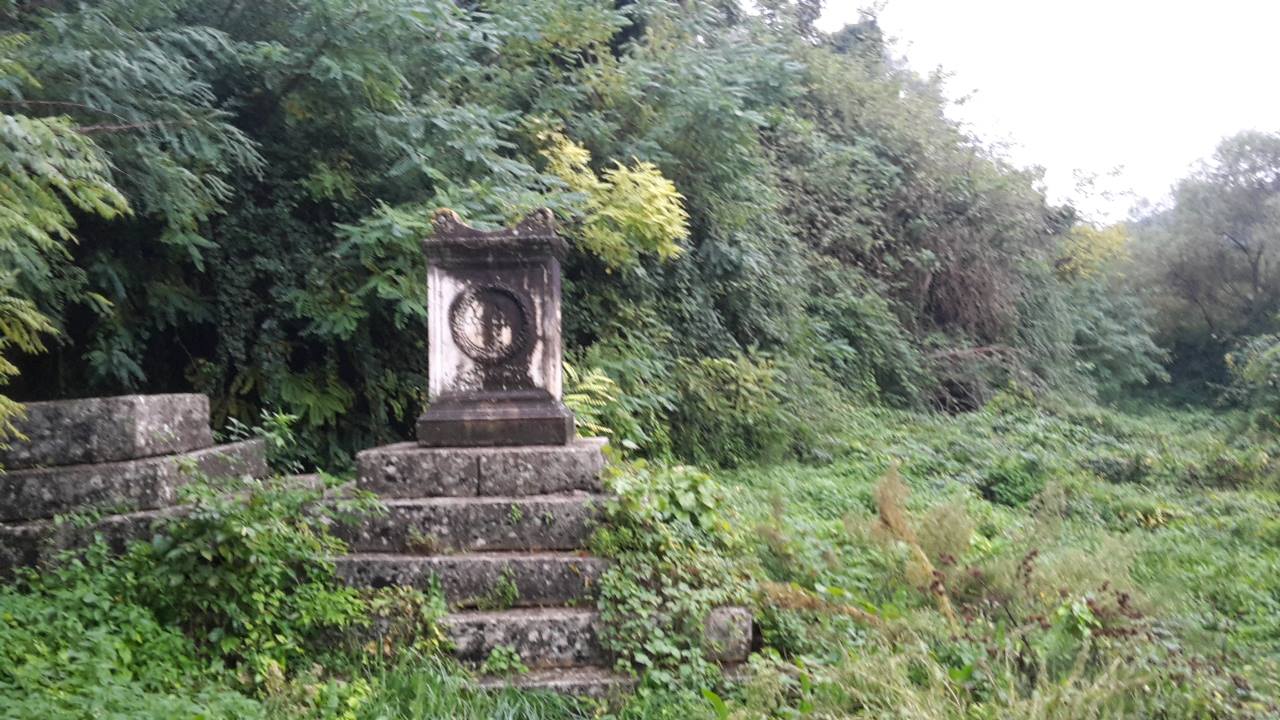 “Salviamo la vestale”: domenica volontari in campo per pulire il sito archeologico