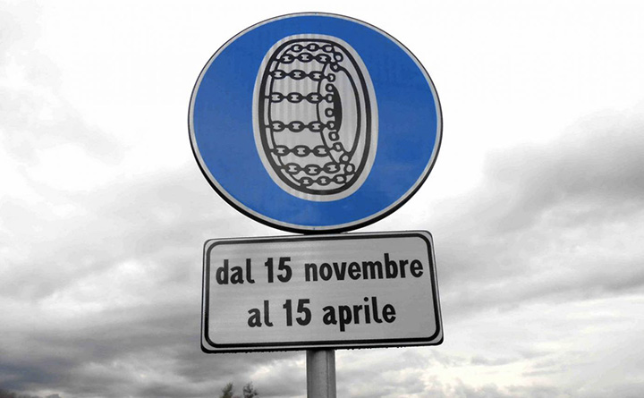 Dal 15 novembre è in vigore l’obbligo di catene a bordo o pneumatici invernali