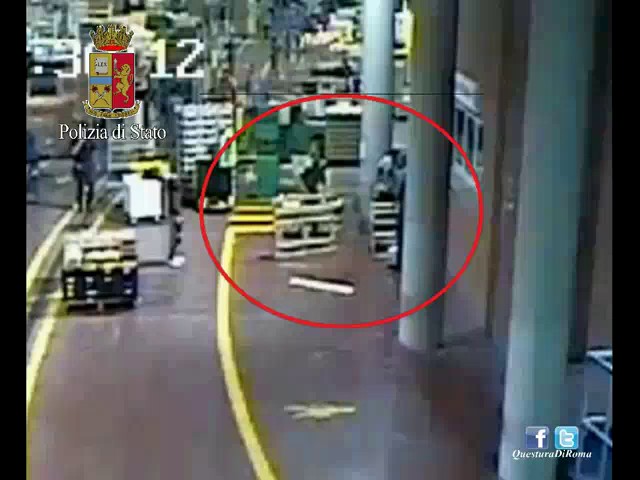 Aggressione al Car, il video della scorsa estate