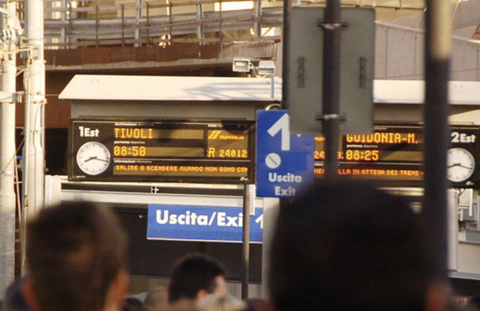 Treni fermi tra Tivoli e Avezzano, lunedì nero per i pendolari della FL2