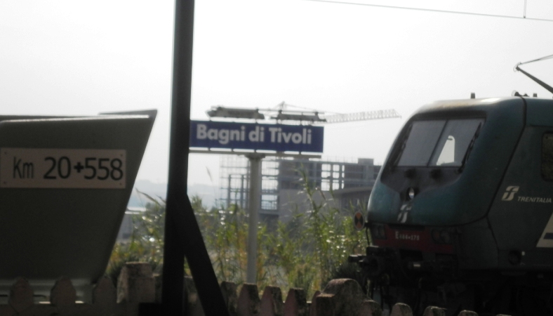 Roma – Avezzano: incendio nei pressi dei binari, riattivato il traffico fra Tivoli e Marcellina-Palombara