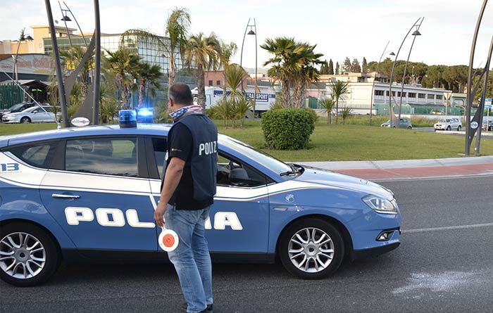 Furto di cerchioni a Tivoli, pendolare torna a casa ed incrocia un’altra macchina che li montava