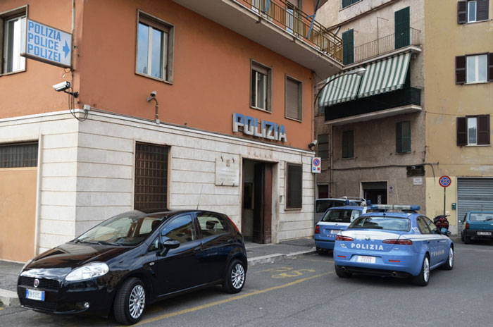 Rapina alla farmacia di Braschi