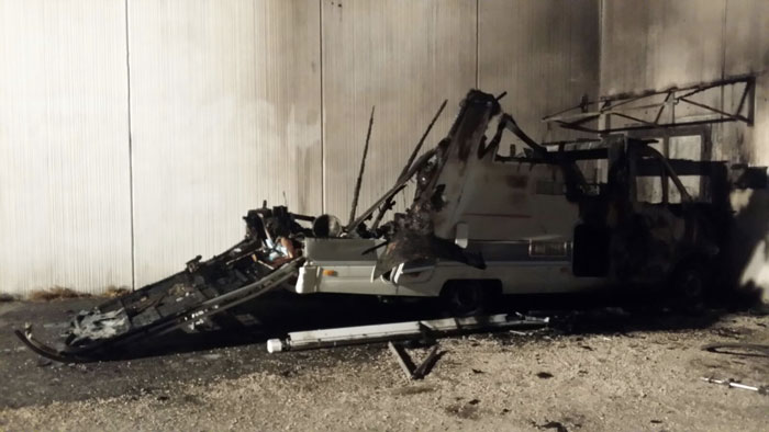 Camper in fiamme a Villa Adriana, la vittima avrebbe un nome