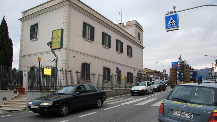 Piantagione di cannabis a Marcellina, trovate 25 piante nelle campagne fuori il paese