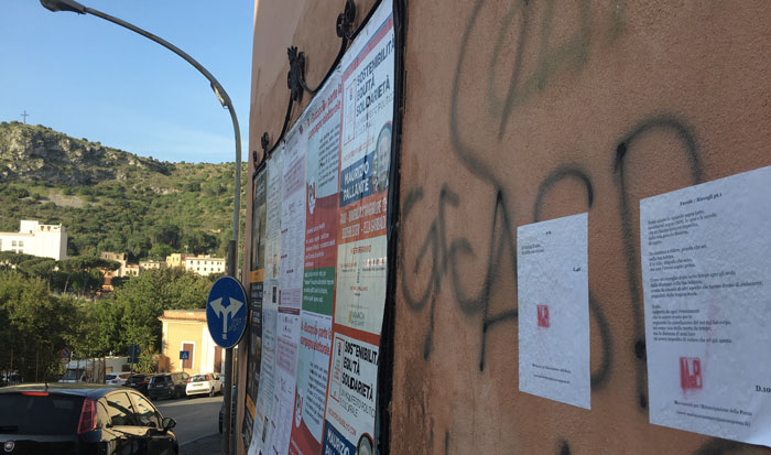 Poesie sui muri di Tivoli, “blitz” del Movimento per l’emancipazione della poesia