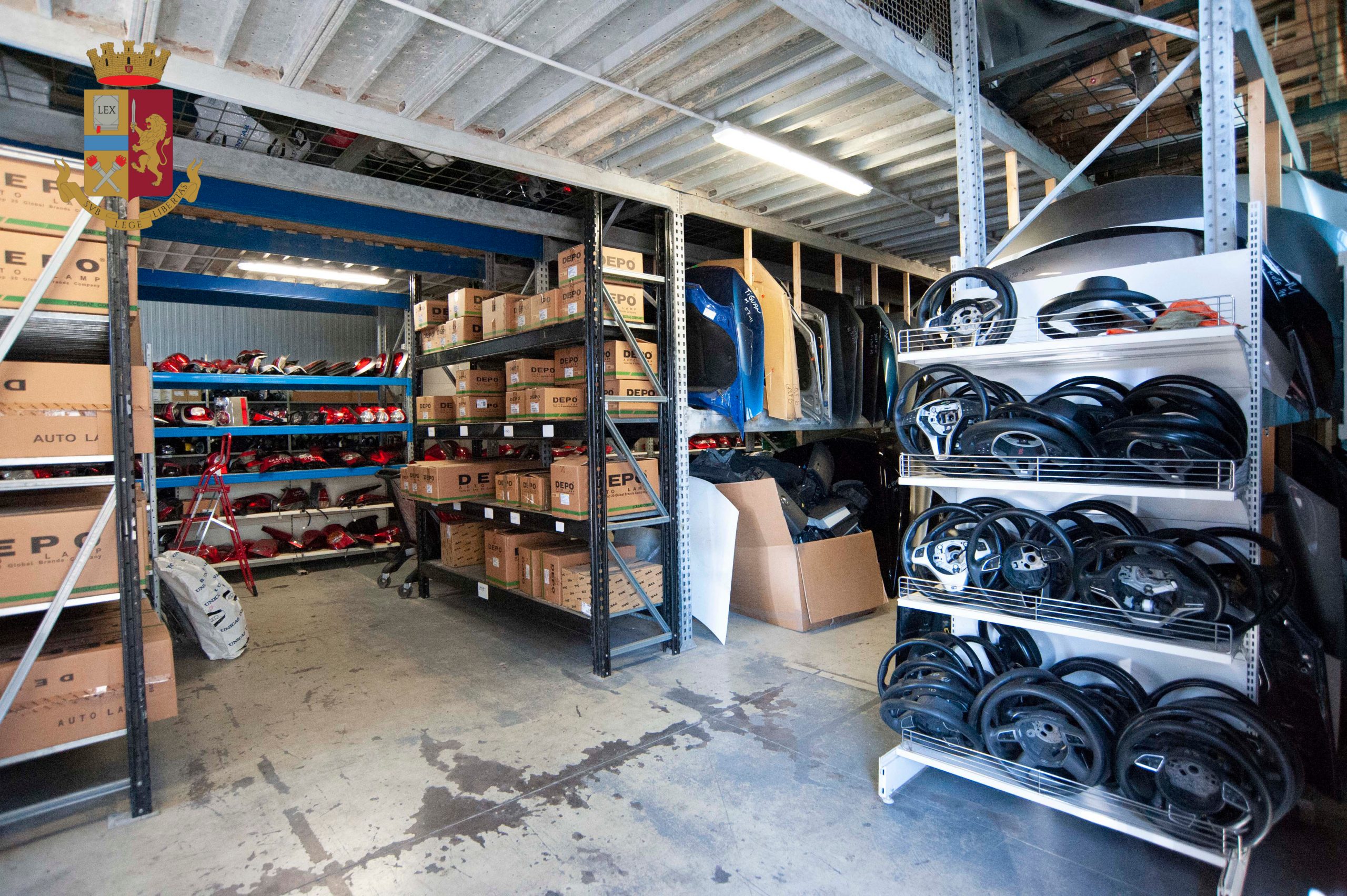 A Guidonia Montecelio una centrale di smistamento di auto rubate a Roma