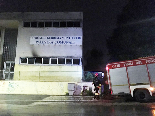 Villalba di Guidonia: ancora fuoco nella palestra