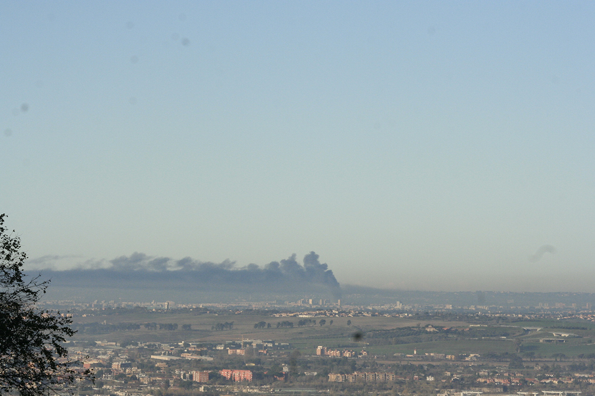 Arriva una nube nera da Roma