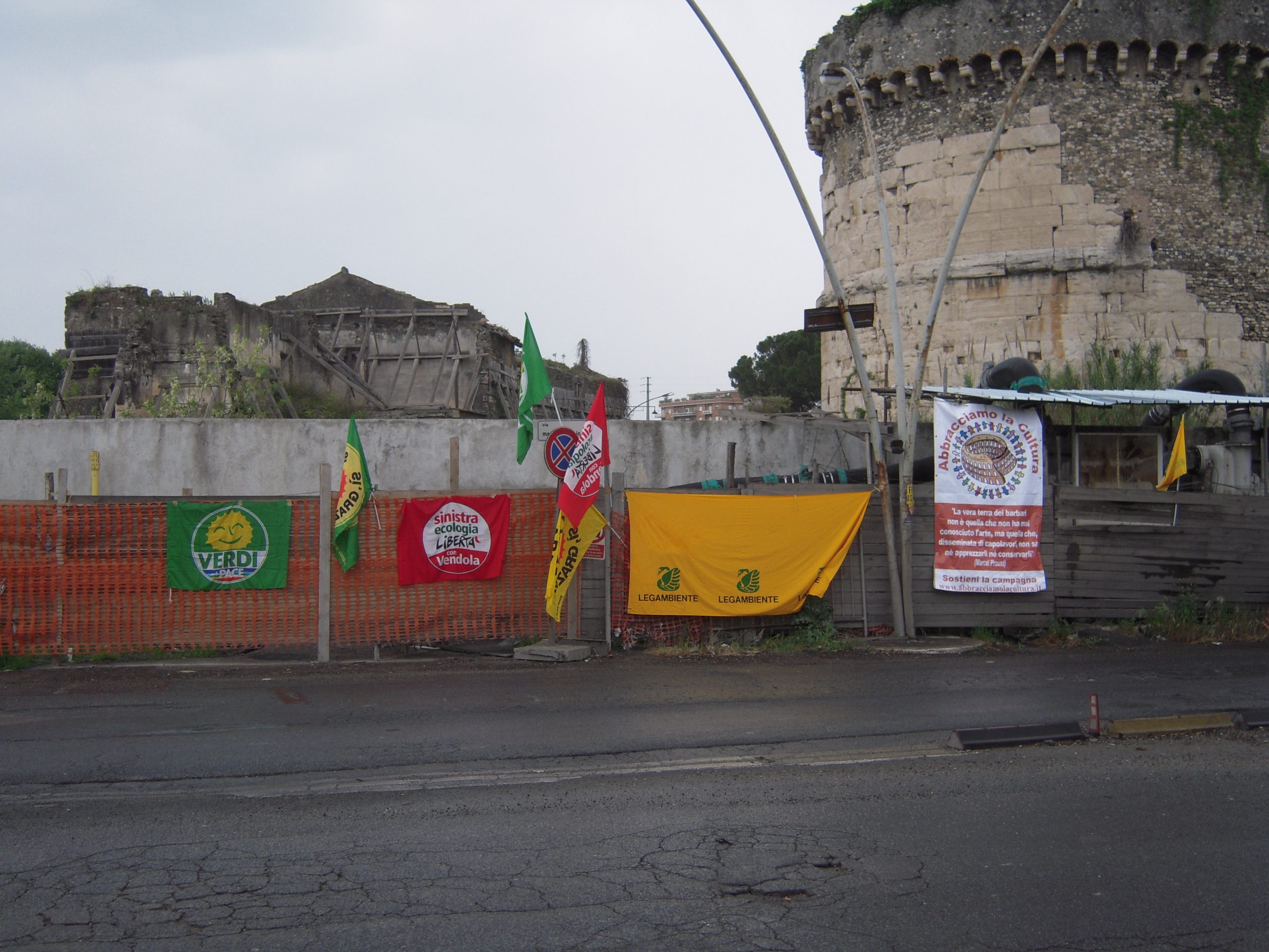 Mausoleo dei Plautii, cosa fare secondo Italia in Comune