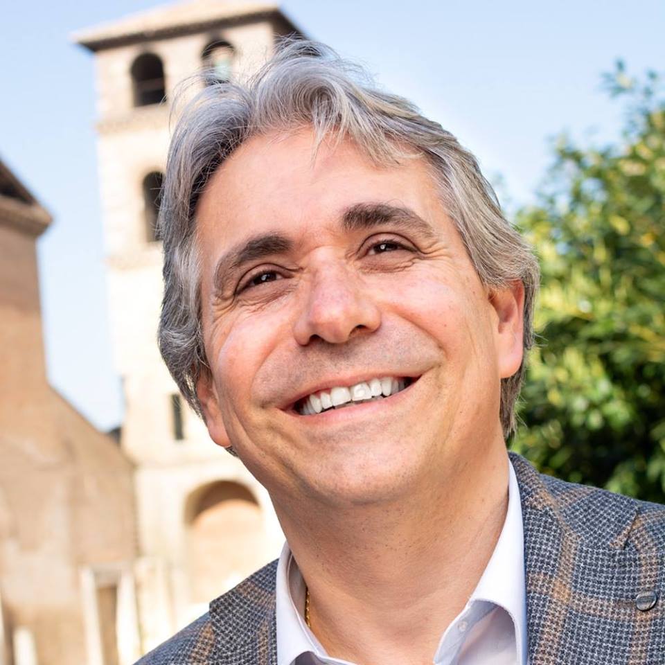 MANTOVANI: “In questi casi c’è solo una cosa da fare. Ammettere la sconfitta.”