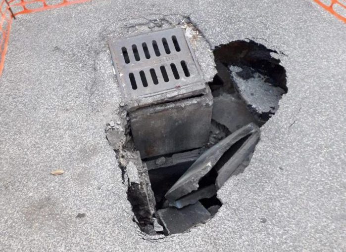 Voragine a Villalba in strada, zona Villini