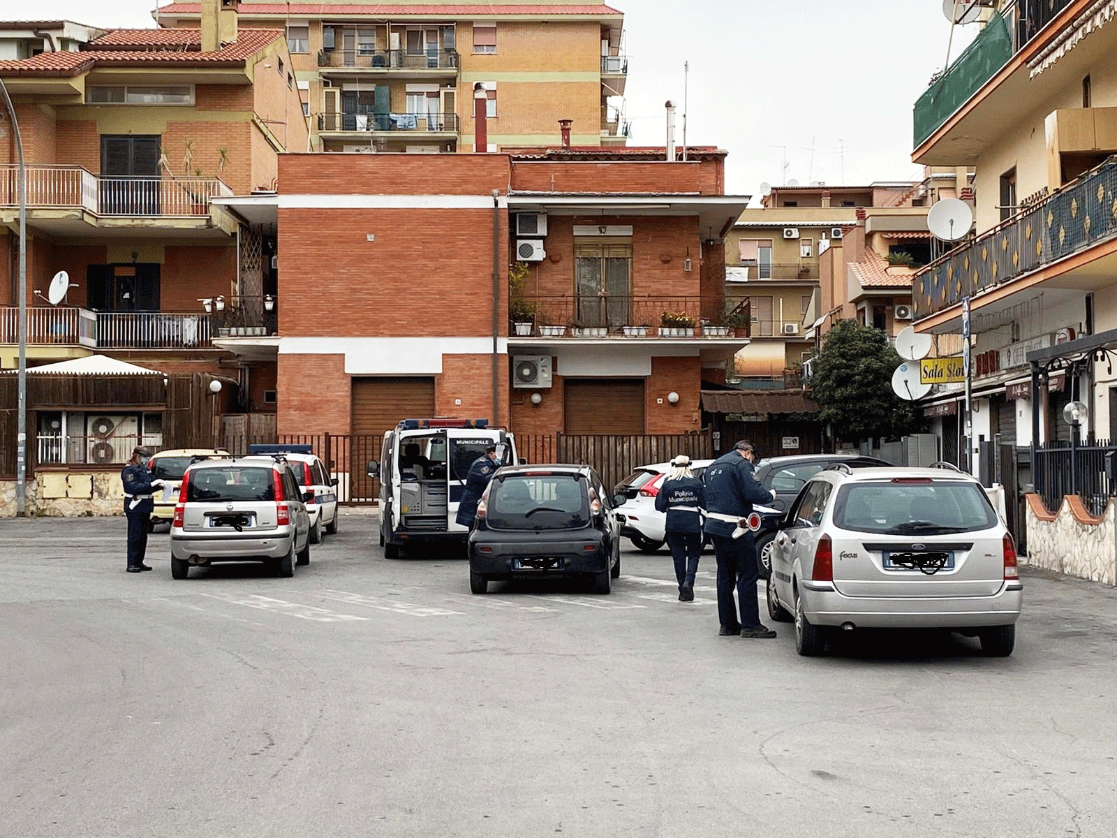 Scontrino e autocertificazione per evitare le multe