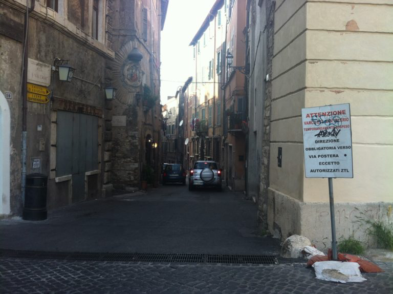 Tivoli: zona traffico limitato libera fino al 10 maggio